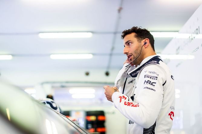"I'm just hungry and ready to go" - Daniel Ricciardo remains unperturbed by Nyck de Vries' struggles with AlphaTauri as he returns mid-season