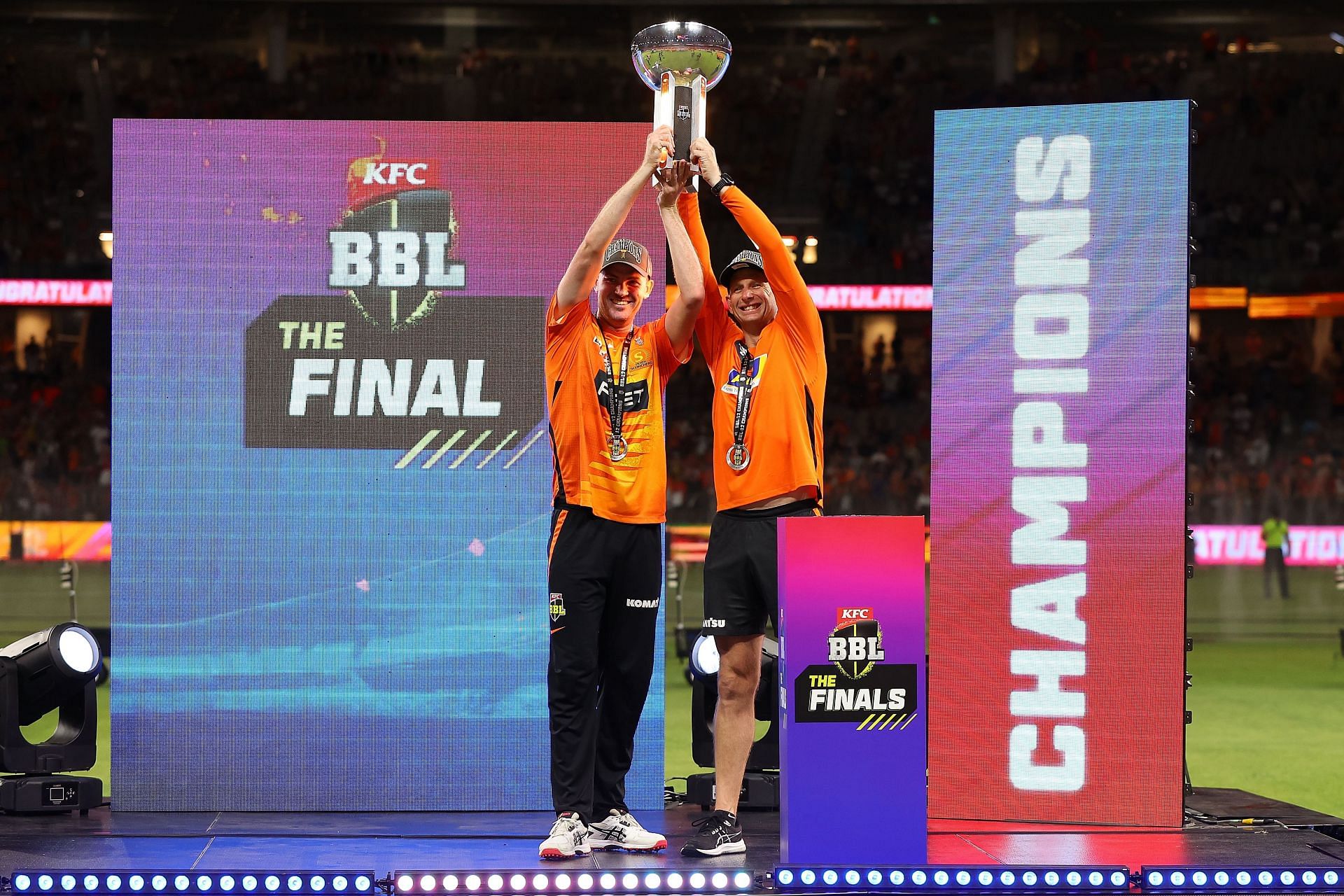 BBL - The Final: Perth Scorchers v Sixers/Heat