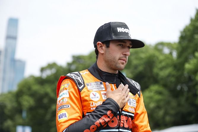 “I don’t think he can have another flat week”: Chase Elliott tipped by Dale Earnhardt Jr to reach the NASCAR Playoffs