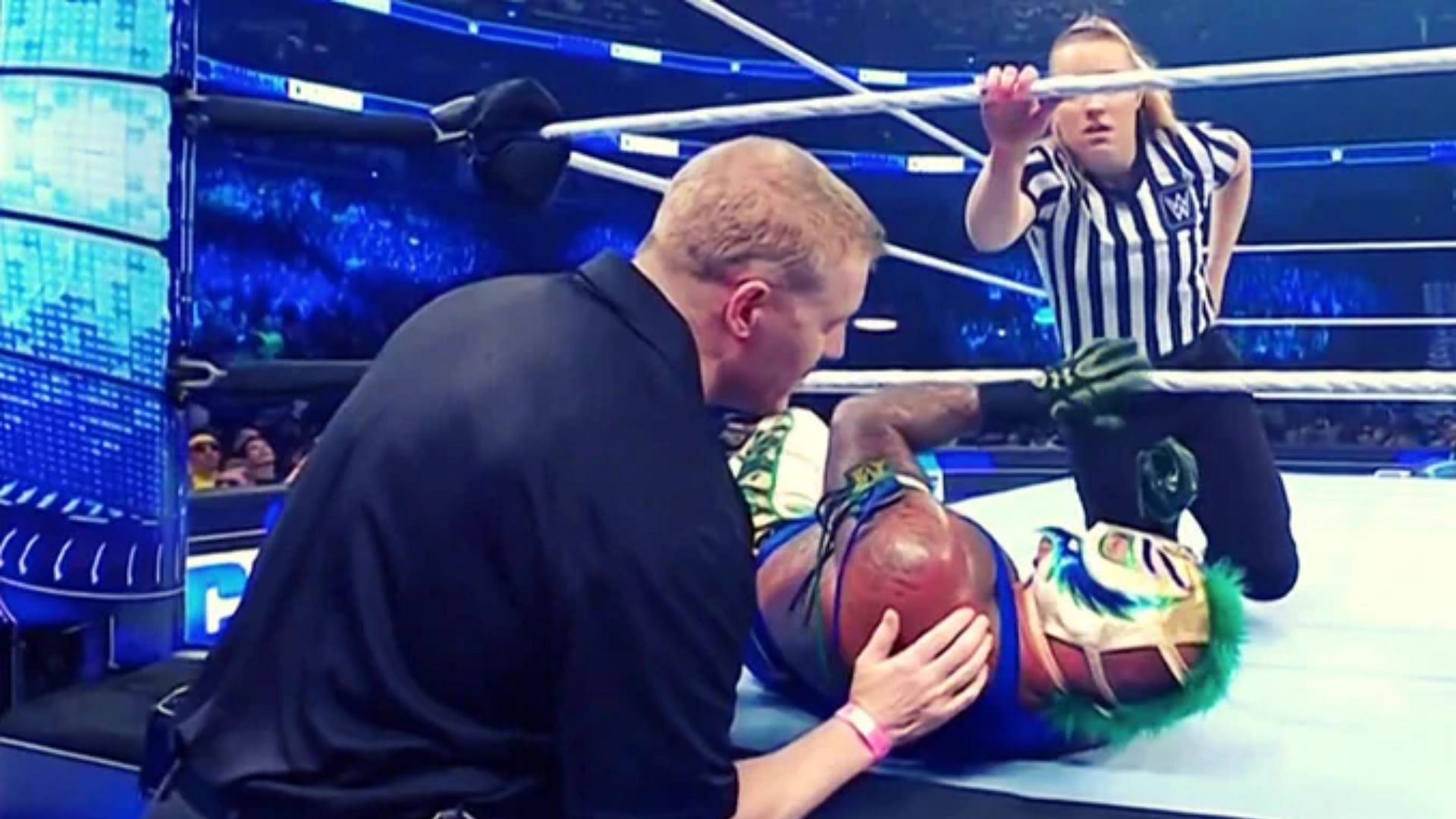 Rey Mysterio was involved in a dangerous moment during SmackDown