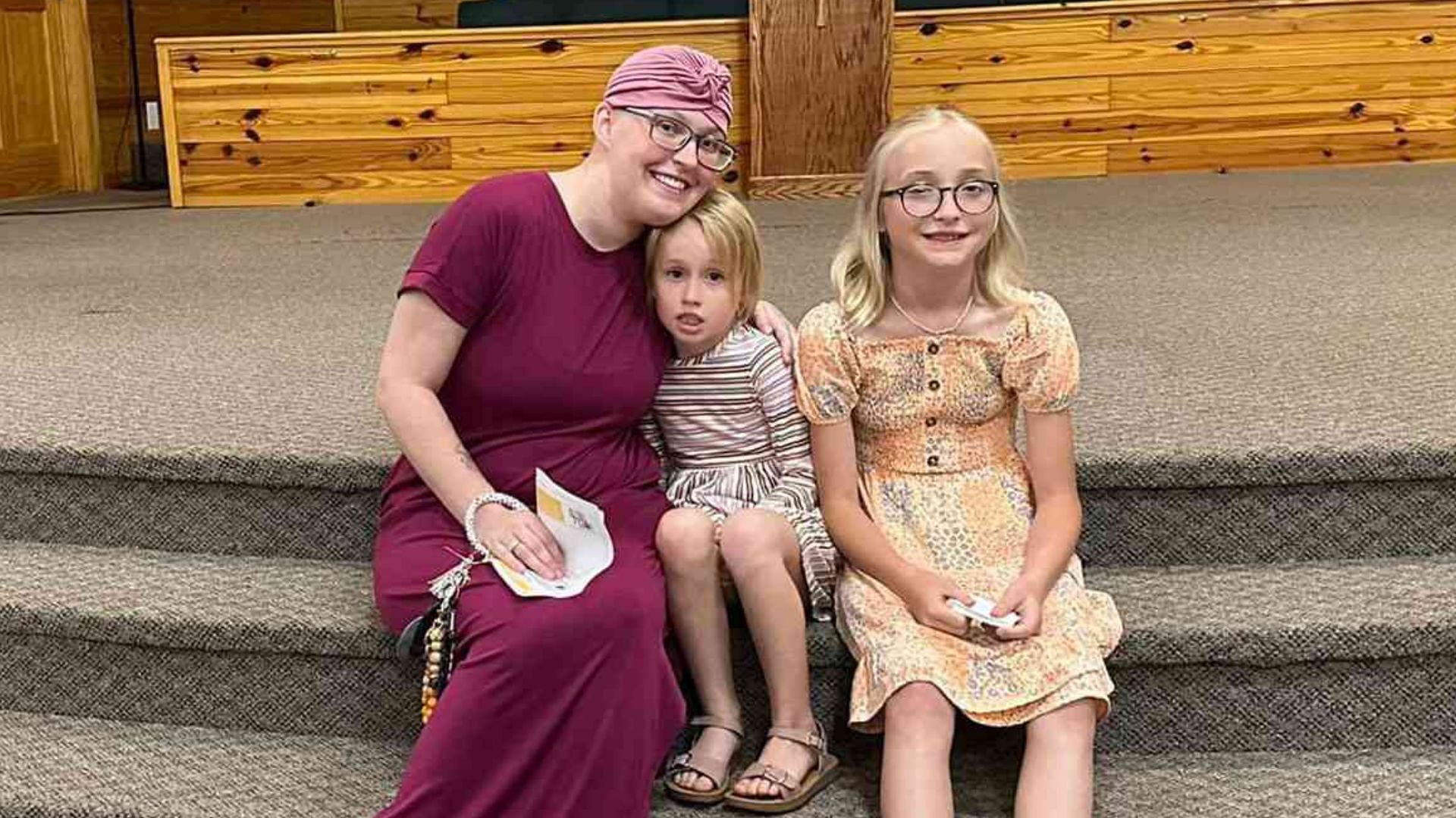 Mama June Shannon's Daughter Anna Cardwell Diagnosed With Cancer