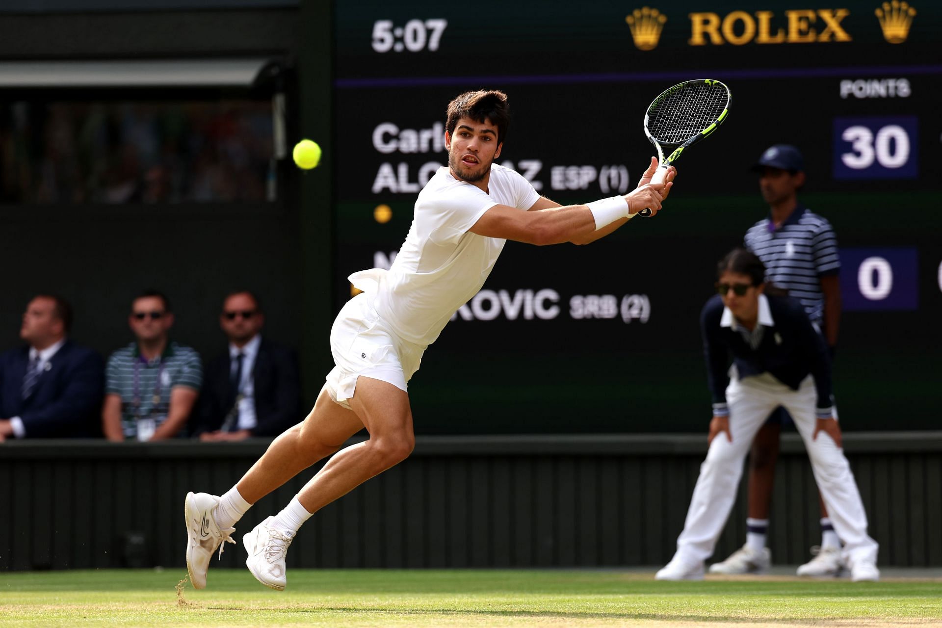 Carlos Alcaraz in action at Wimbledon 2023