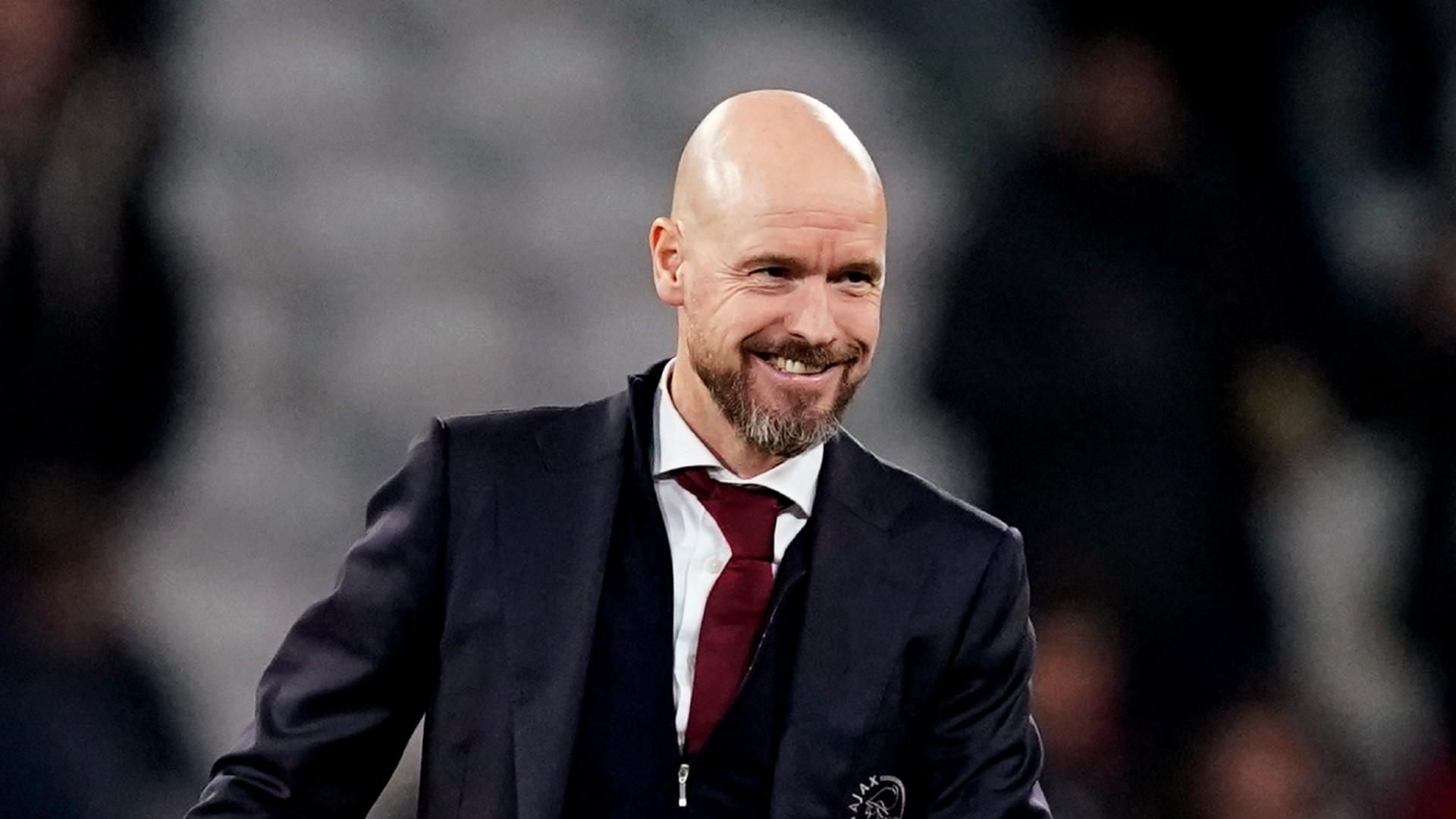 Manchester United manager Erik ten Hag (cred: Sporting News)