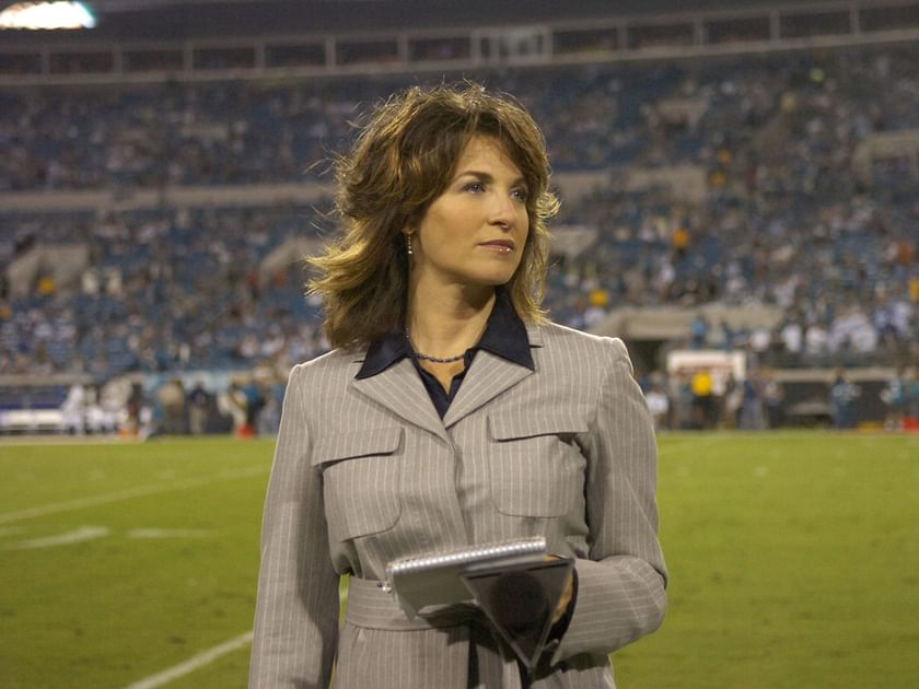 ESPN reporter Suzy Kolber prior to the football game between the