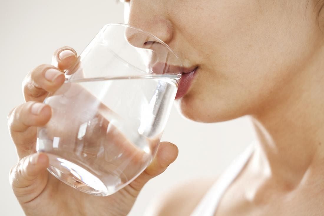Water-only fasting (Image via Getty Images)