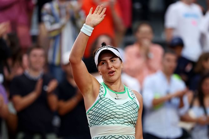 "Things I can't control until I'm seeded again, it will be very soon" - Bianca Andreescu after Wimbledon 1R win that dragged on for 4 days