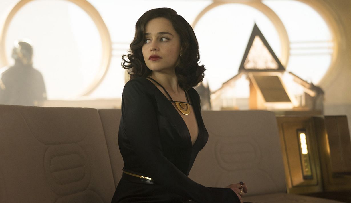 Emilia Clarke&#039;s enigmatic reply leaves everyone wondering: Will Qi&#039;ra return to the Star Wars galaxy? (Image via Lucasfilm)