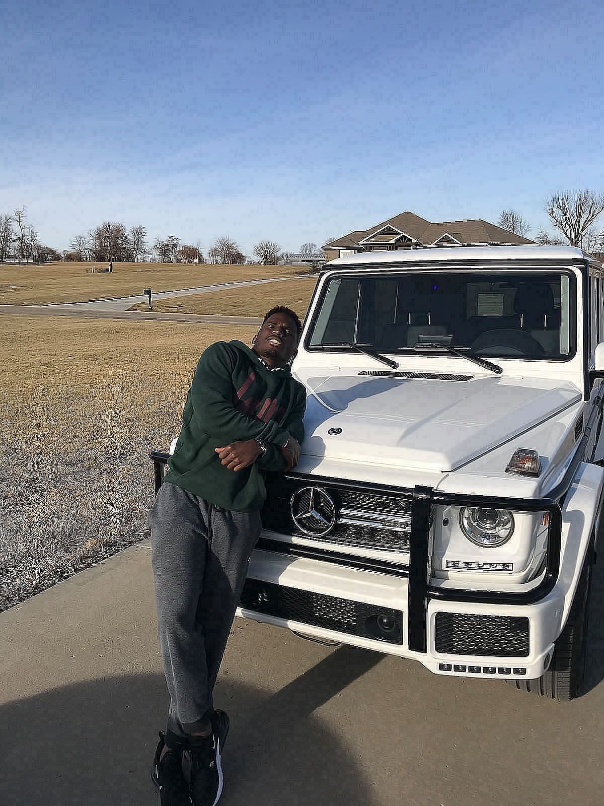 Tyreek Hill with his Mercedes 550 G