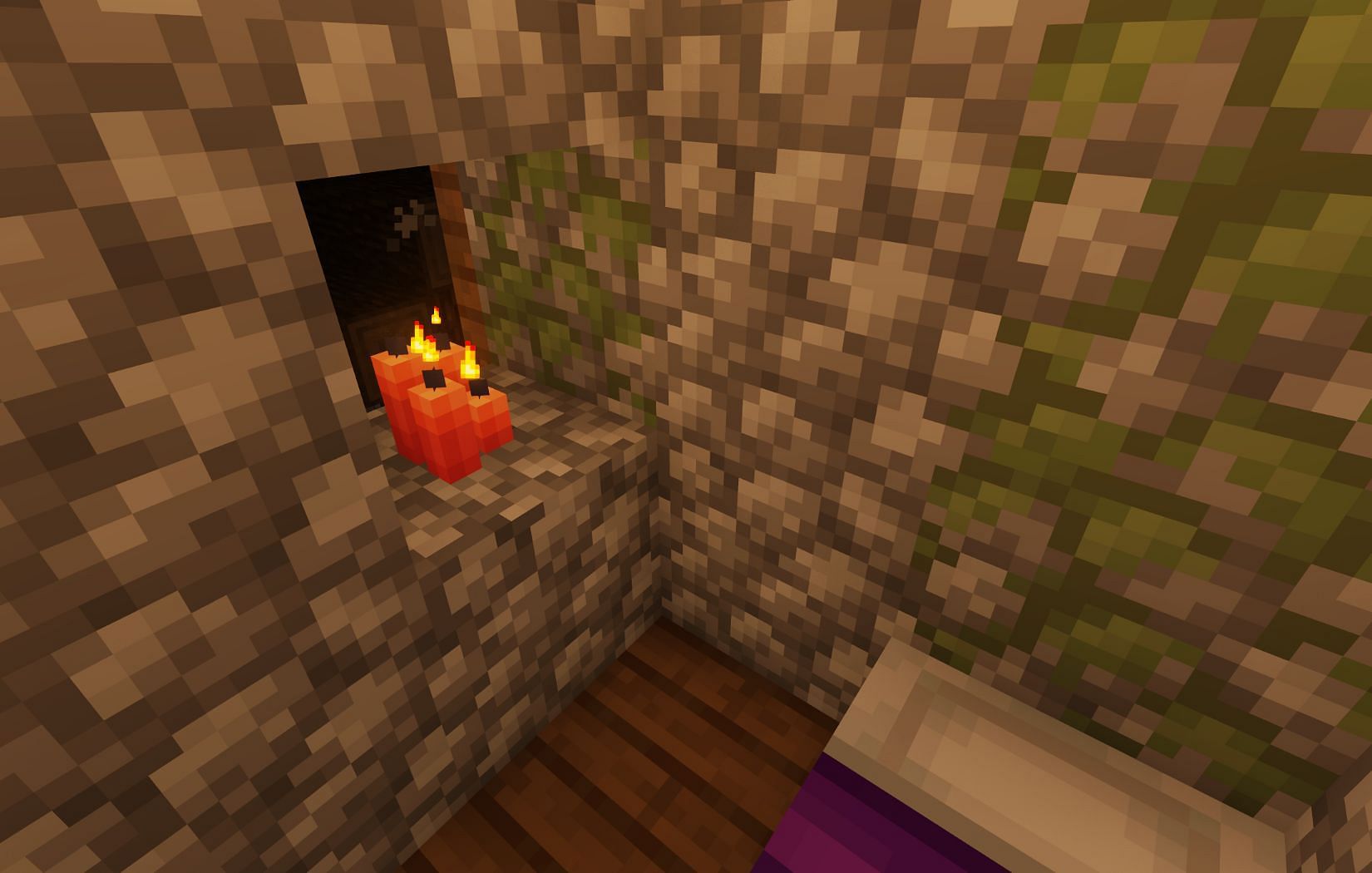 Candles are one of the best light sources to use when it comes to build an atmosphere (Image via Mojang)