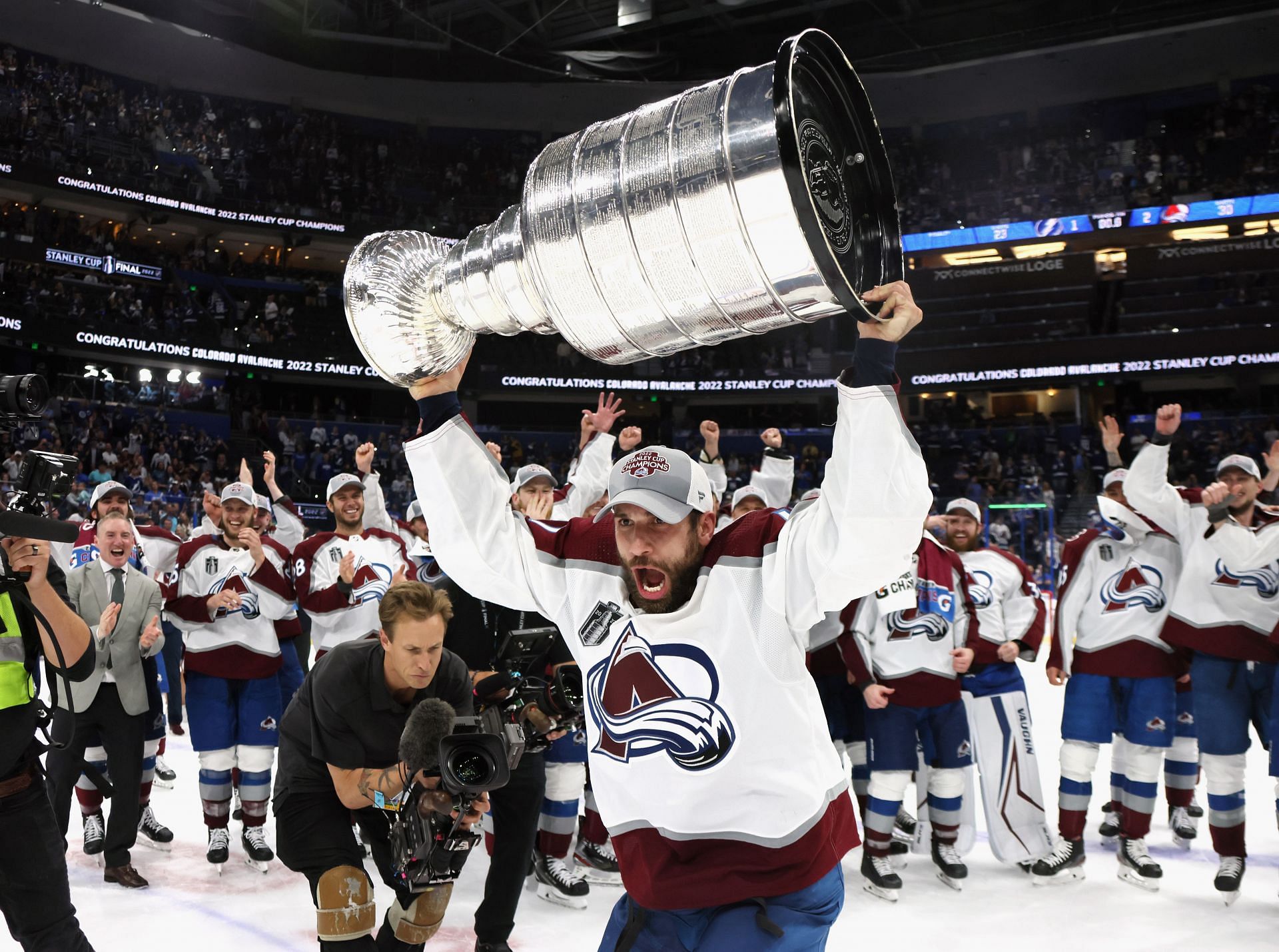 Three reasons why the Colorado Avalanche kept Andrew Cogliano amidst ...