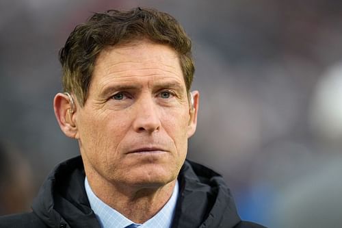 Steve Young at Kansas City Chiefs vs. Las Vegas Raiders