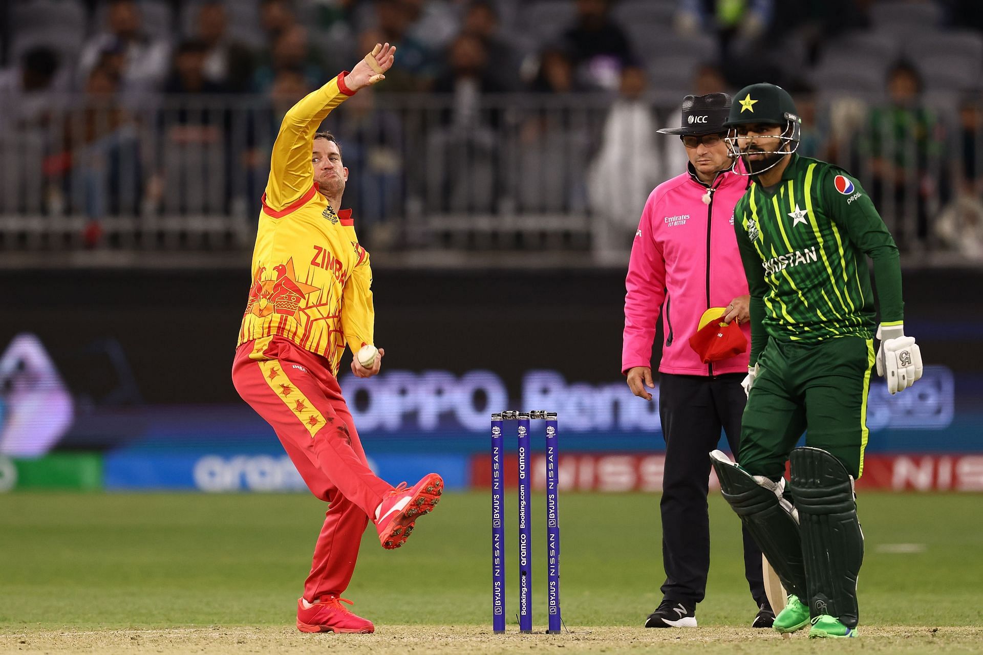 Pakistan v Zimbabwe - ICC Men&#039;s T20 World Cup