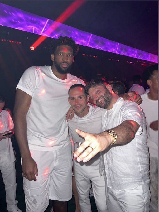 Tom Brady, James Harden among stars at all-white Fourth of July party