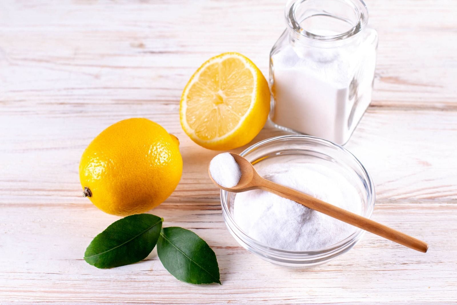Lemon remedies (Image via Getty Images)
