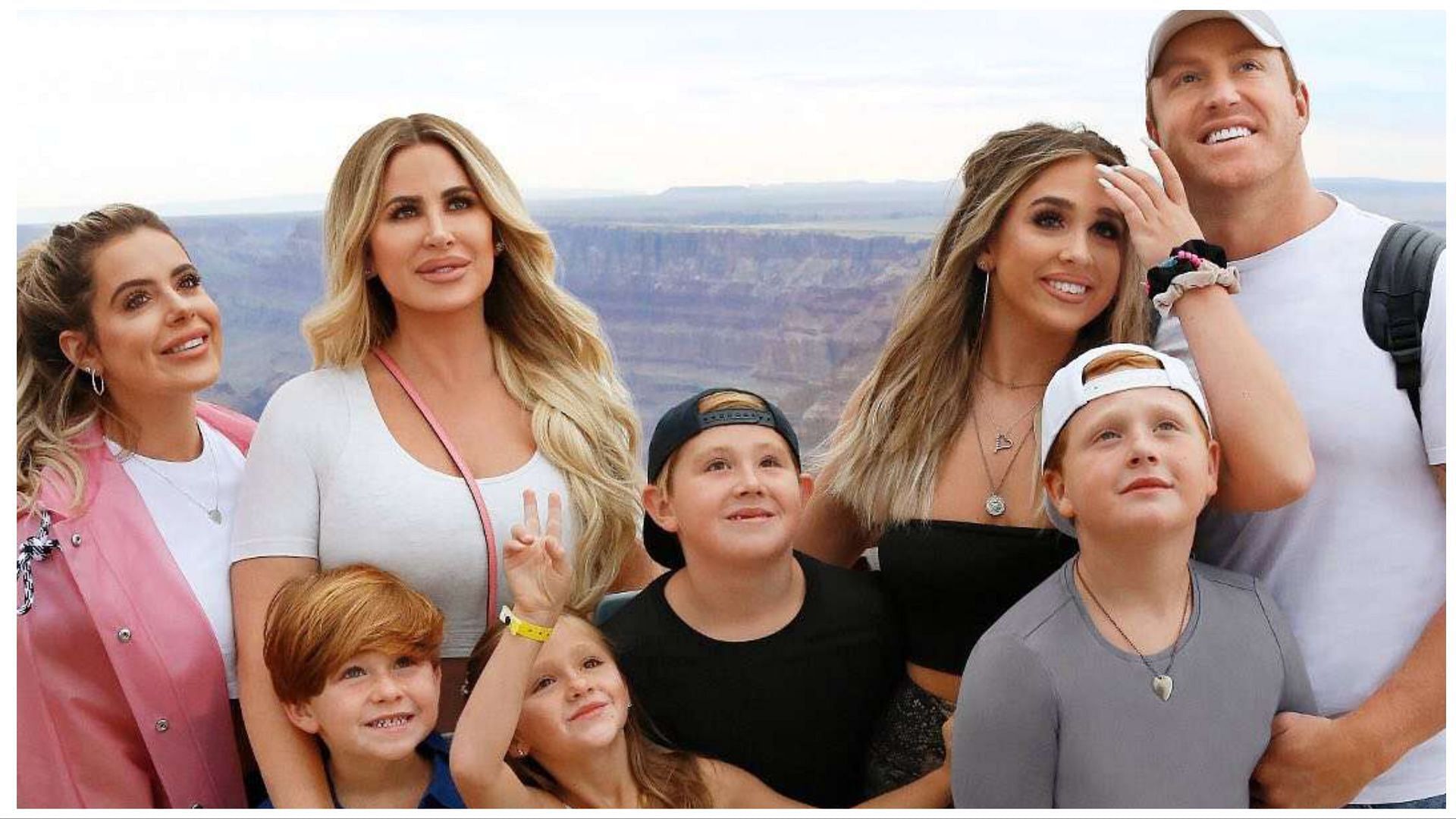 Kim and Kroy with their six children (Image via Instagram / @bravotv)