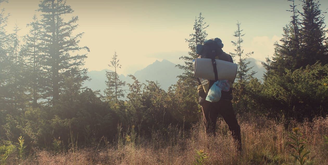 Rucking offers a little something to people of all fitness levels (Tam&aacute;s M&eacute;sz&aacute;ros/ Pexels)
