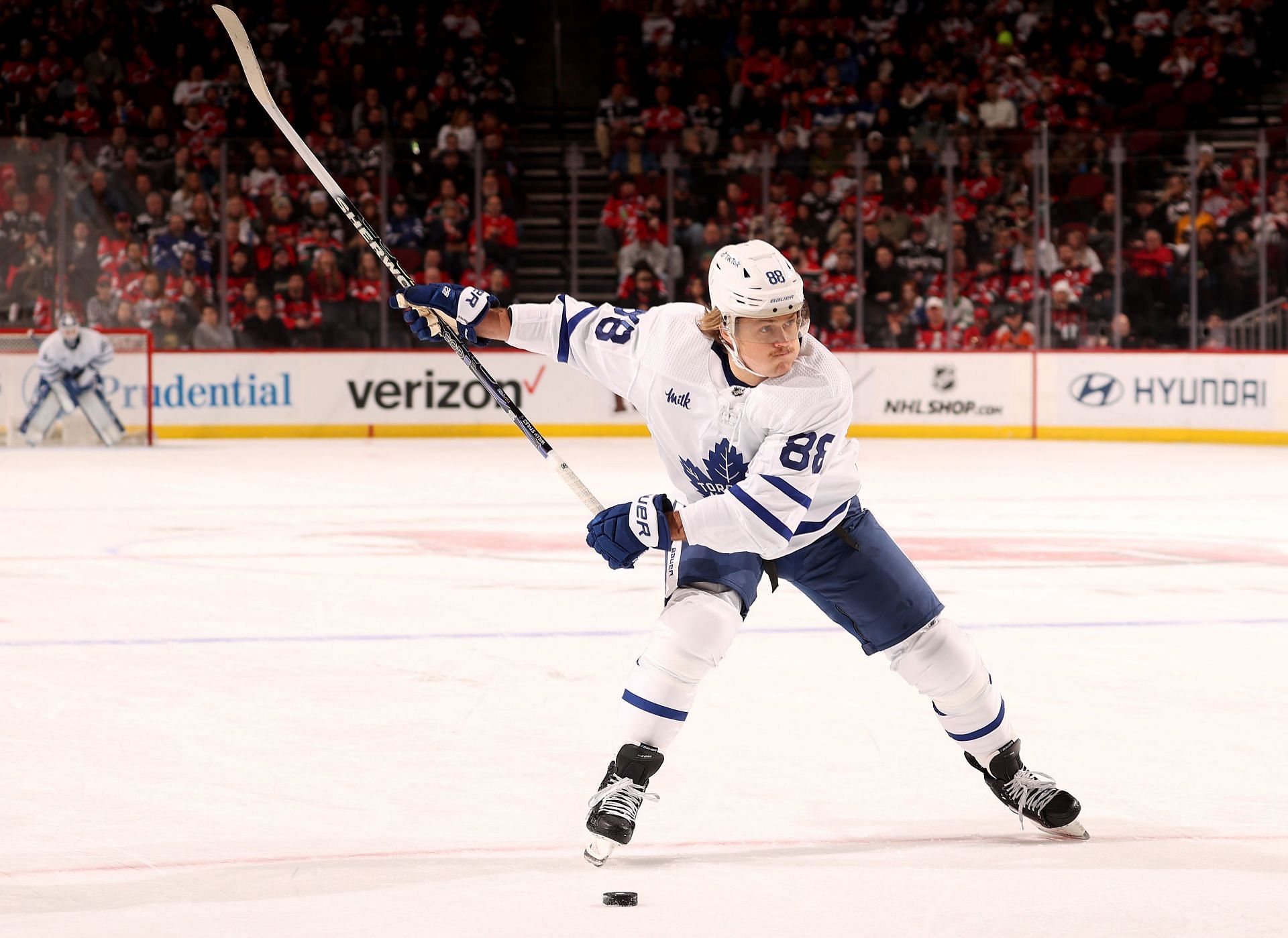 Will DeBrincat&#039;s extension be similar to Nylander&#039;s?