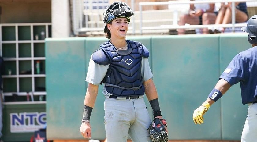 In Photos: Kaylen Carter wears custom jacket with Evan Carter's name and  jersey number ahead of ALCS Game 1