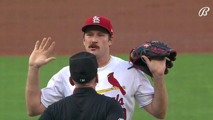 Cardinals' Mikolas, Marmol suspended after Thursday's beanball accusation