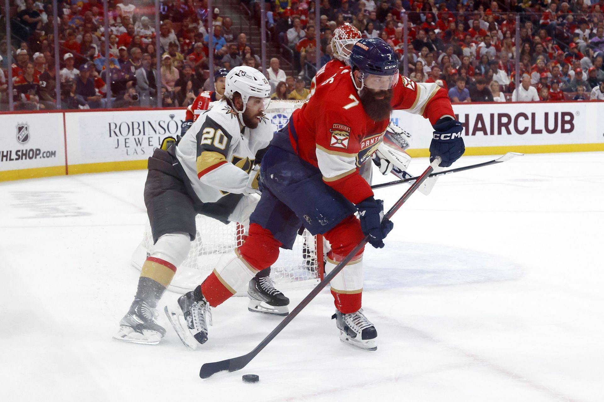 Radko Gudas agrees to three-year, $12-million deal with Anaheim Ducks