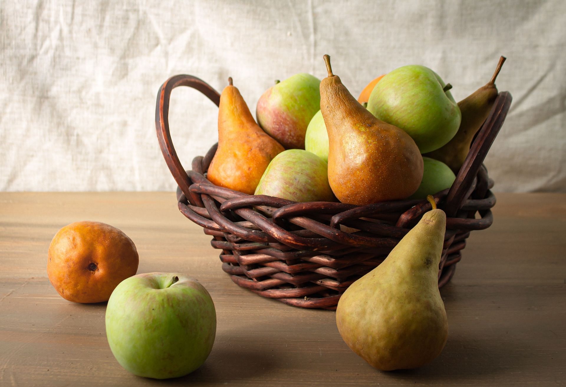Fruits contain anti-inflammatory compounds (Image via Unsplash/Quin Engle)