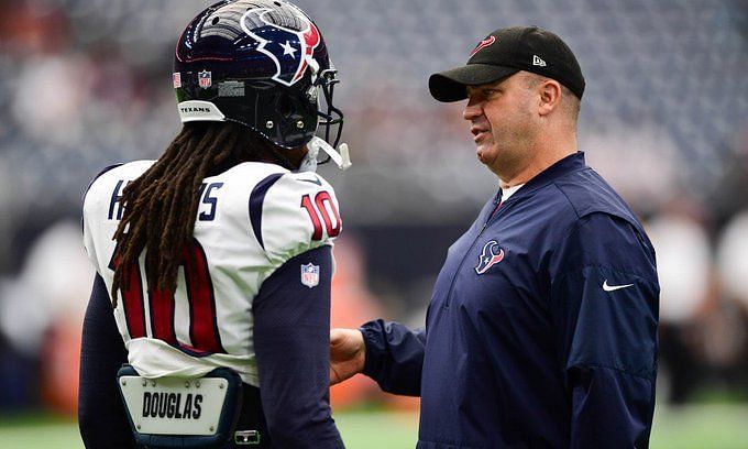 Two Teams 'Lurking' With Patriots, Titans in DeAndre Hopkins Pursuit, Says  Insider, Sports-illustrated