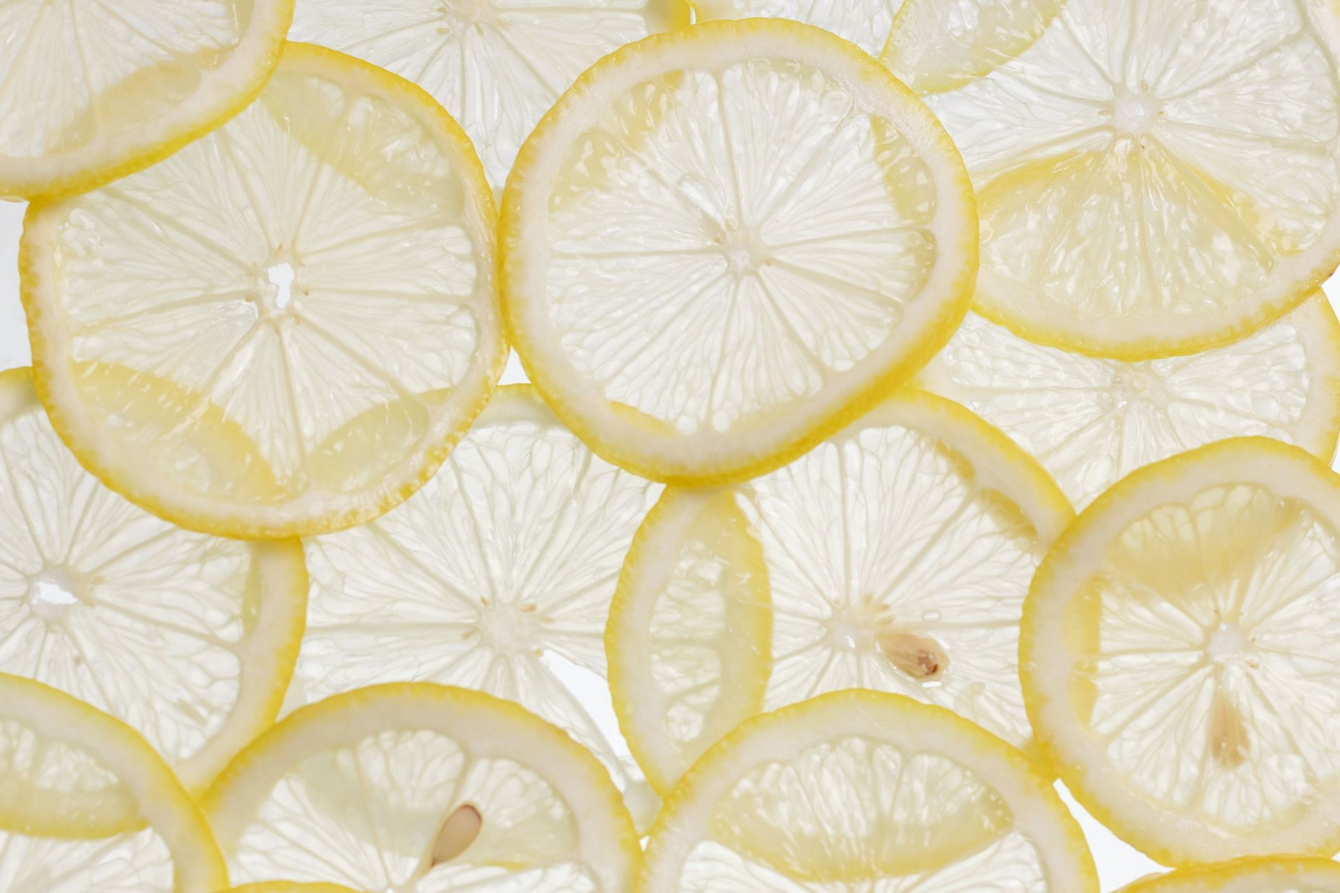 Citrus Fruits: C-Rich Oranges, Lemons, and Grapefruits (Image via Pexels)