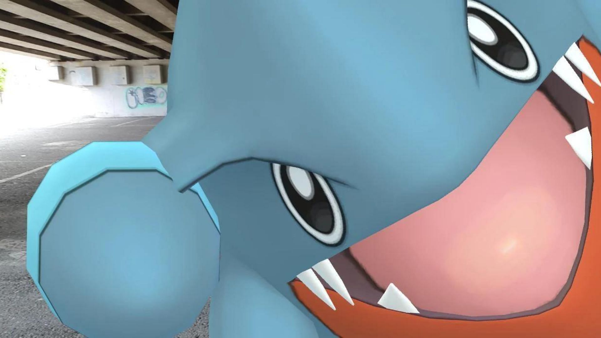 Gible as it appears when photobombing (Image via Niantic)