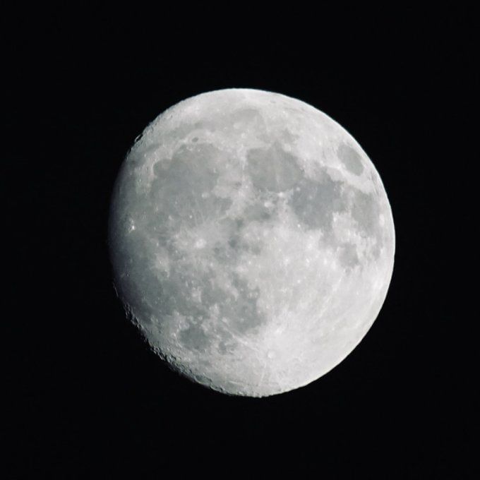 Waxing Gibbous Moon spiritual meaning explored as image amazes