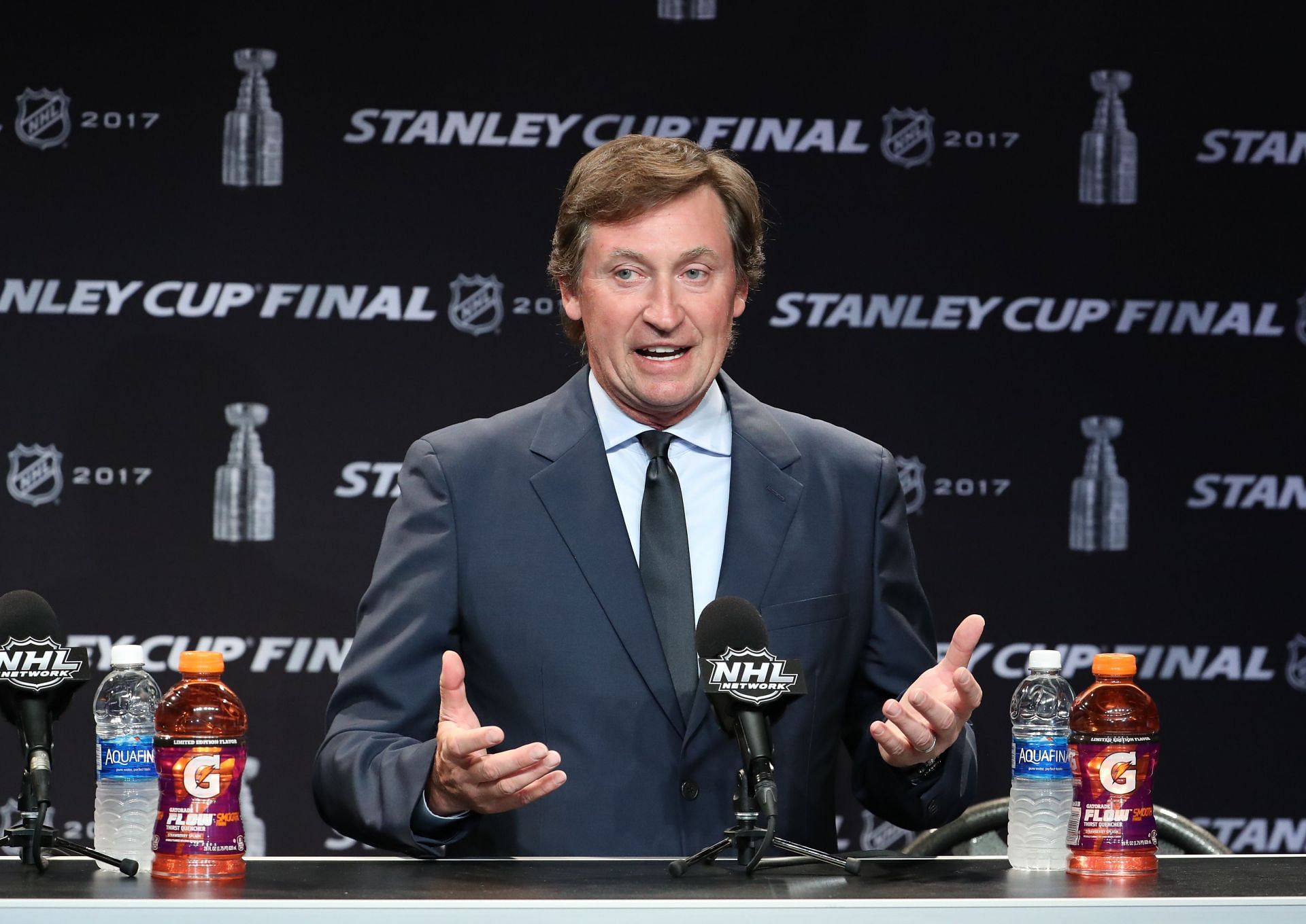 Wayne Gretzky critical about the current state of hockey. - HockeyFeed