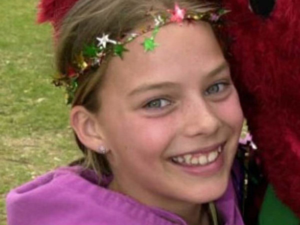 A young Margot Robbie (Image via DailyMail.co.uk)