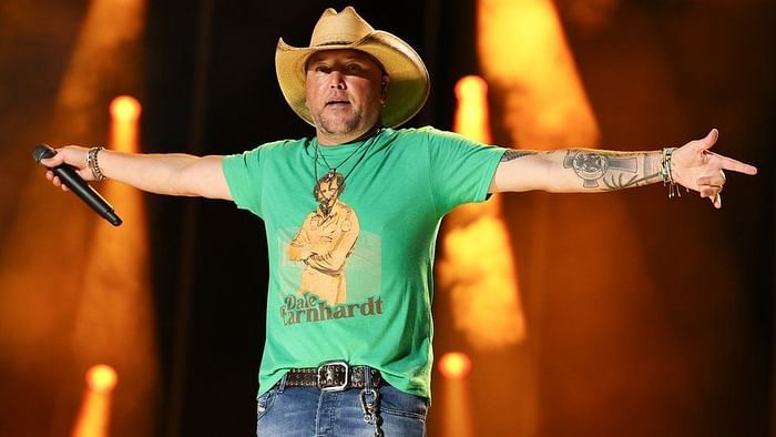 Shaped by the orange: Garth Brooks returns to his alma mater, News