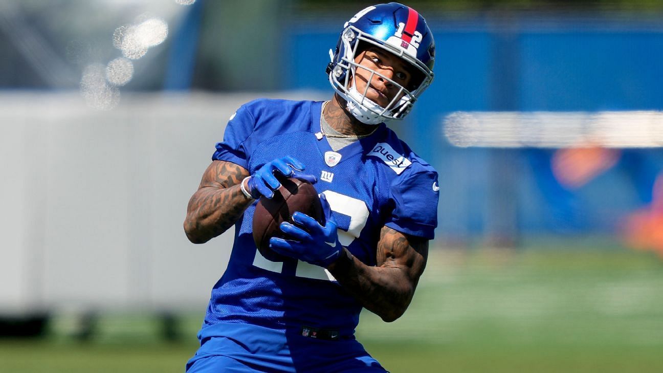 New York Giants tight end Darren Waller