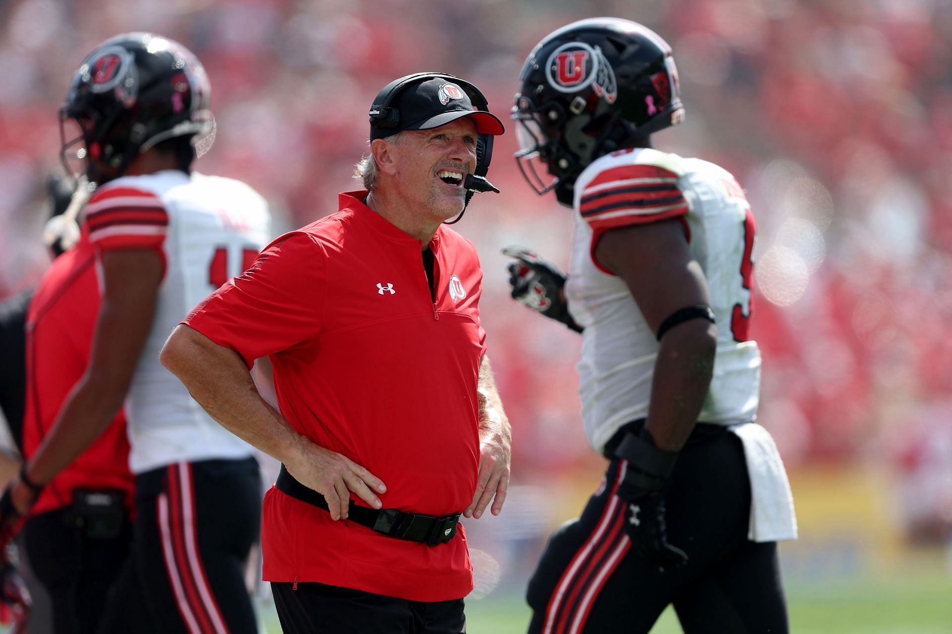 Twitter roasts Utah HC Kyle Whittingham's unforseen cozy-to-formal ...