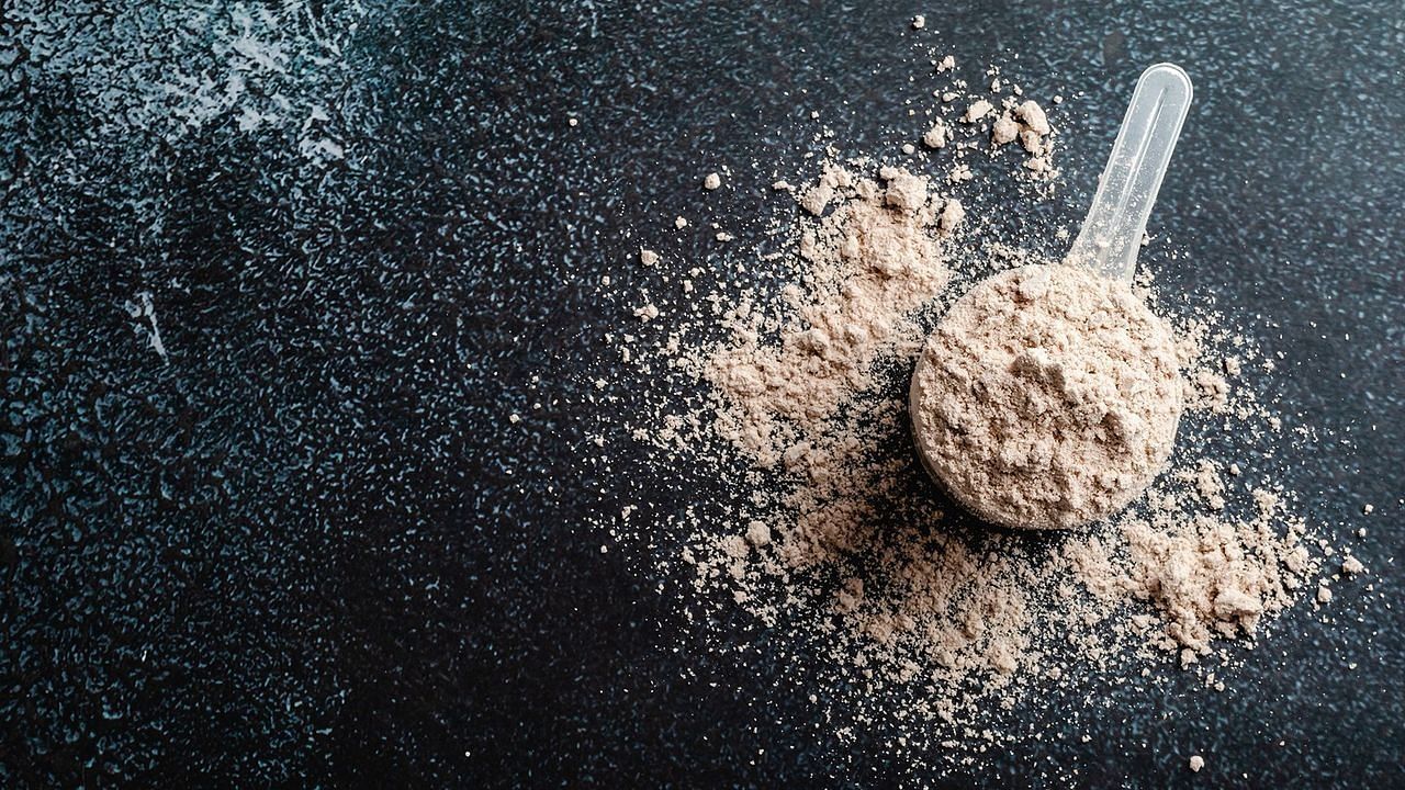 Protein-powder (Image via Getty Images)