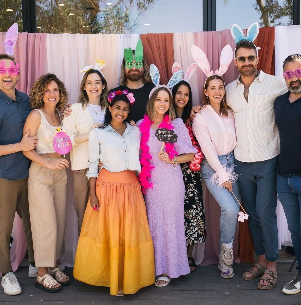 How tall is Kristen Bell?