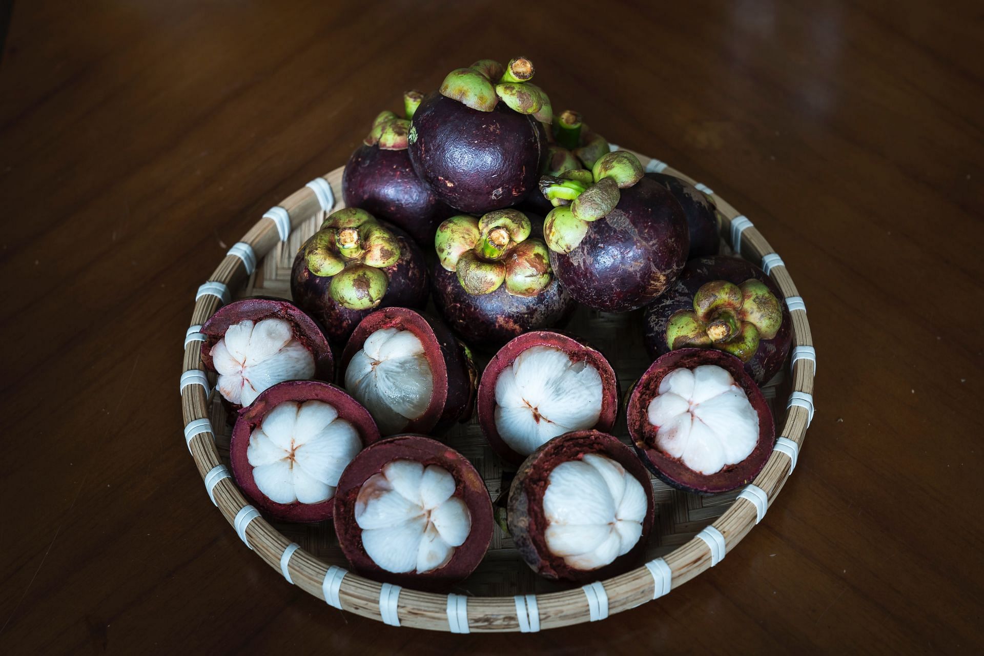 Unexpected Side Effects of Mangosteen. (Image via Pexels)