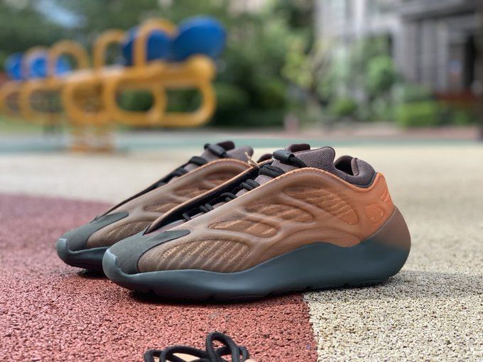 yeezy 3 august
