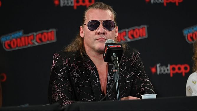 Chris Jericho sarcastically responds to fan claiming he's not in shape