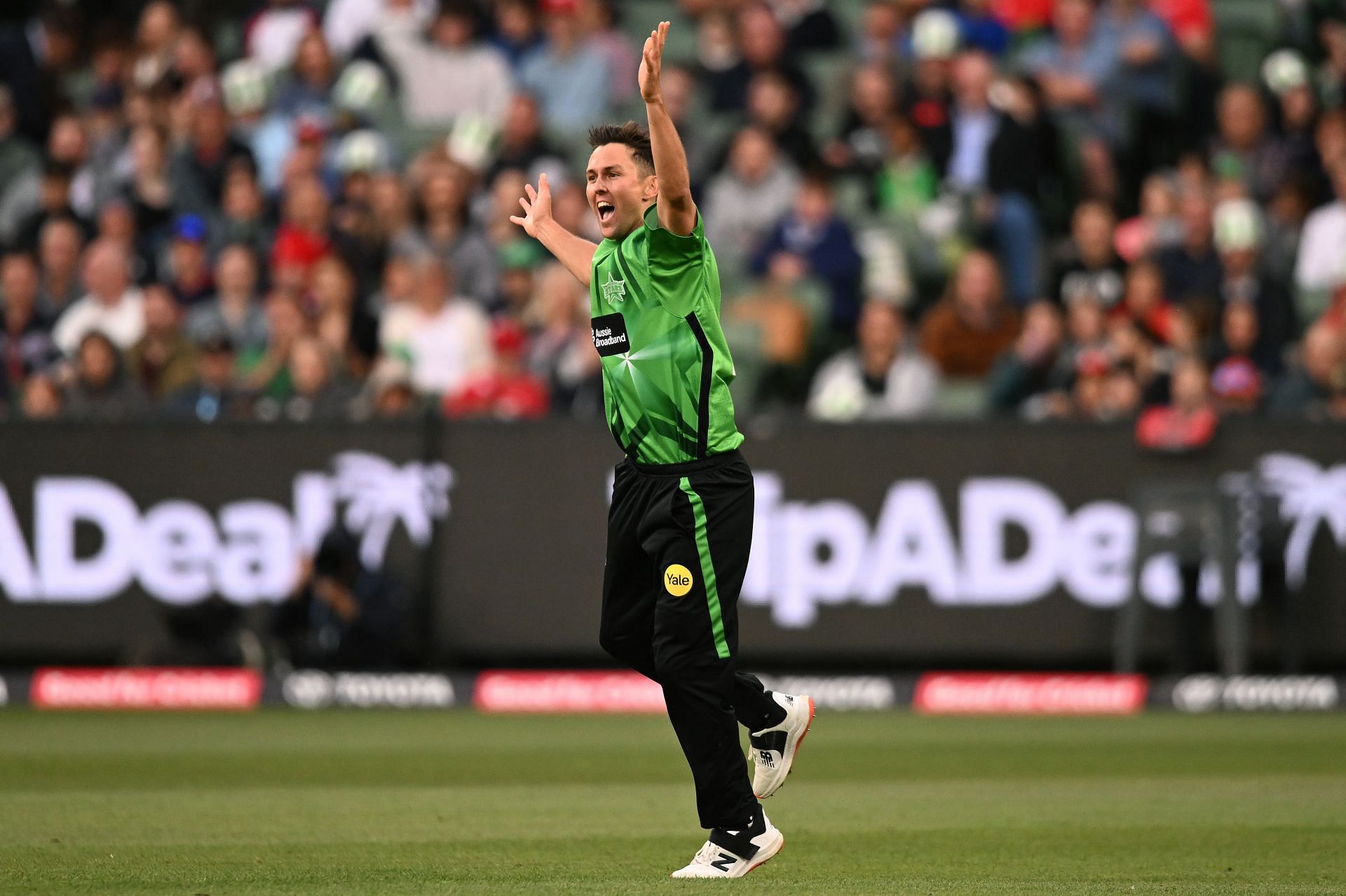 BBL - Melbourne Stars v Melbourne Renegades