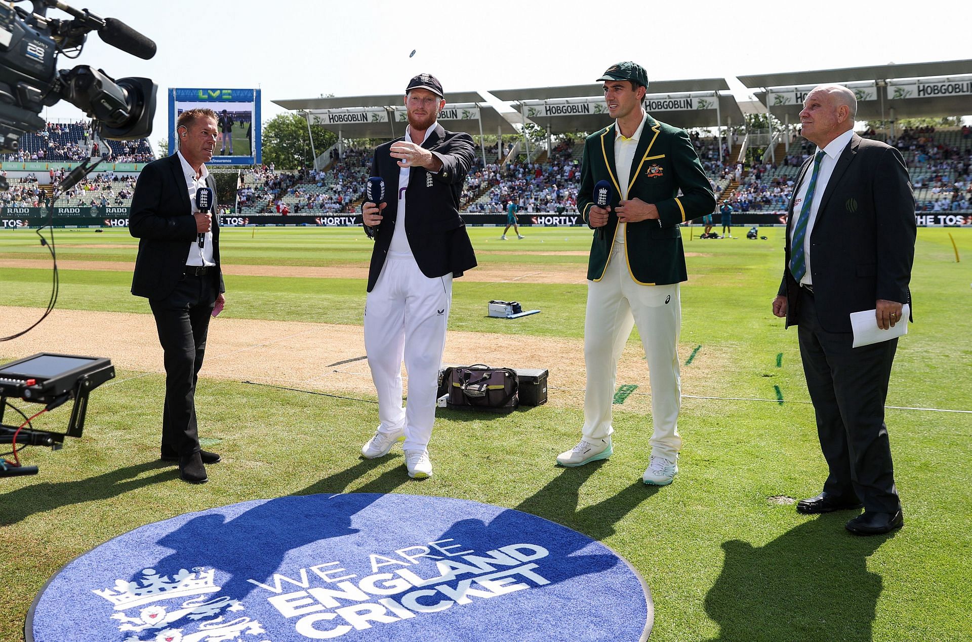 England v Australia - LV= Insurance Ashes 1st Test Match: Day 1