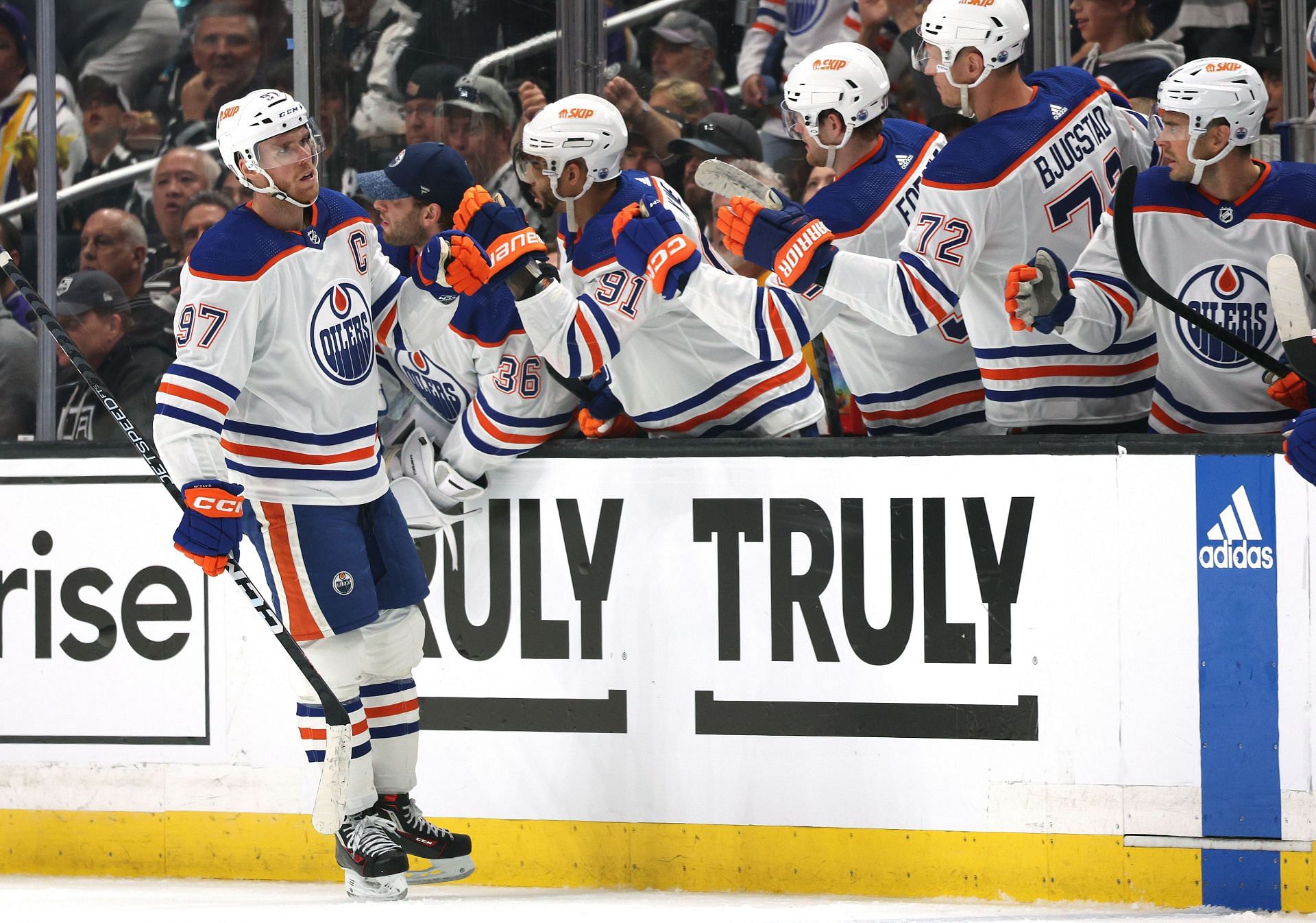 Who Is The Youngest Captain In NHL History? Check Out Oilers Icon's ...