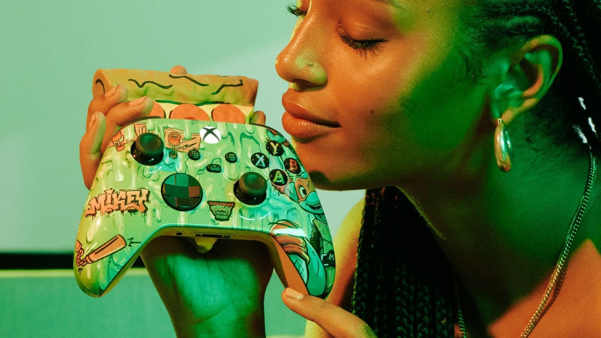 The Xbox pizza-scented controller is an all-new addition to the custom lineup (Image via Microsoft)