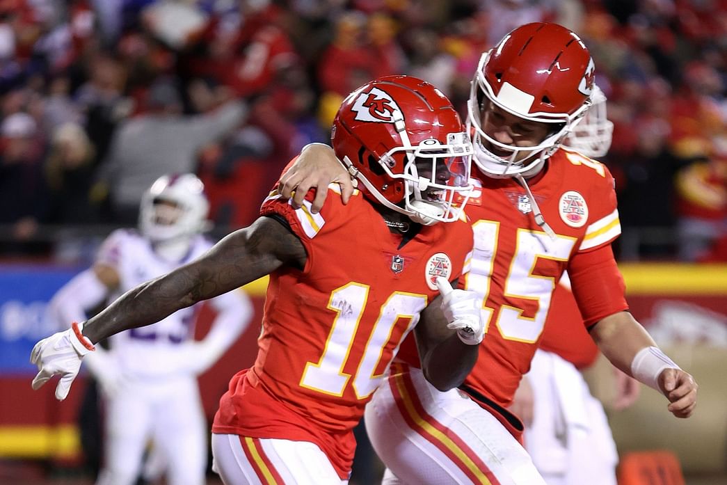 Tyreek Hill Drops Mother Of Hot Takes On Patrick Mahomes Vs Jalen Hurts