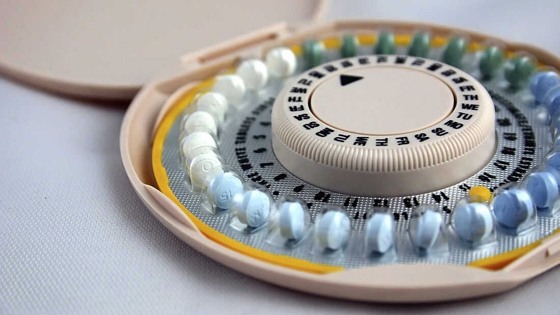 Birth contraceptive pills (Image via Getty Images)