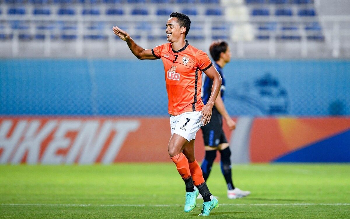 Felipe Amorim playing for Chiangrai United (Credits: AFC)