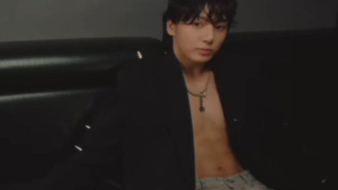"This is crazy": Fans swoon over BTS' Jung Kook's Seven campaign behind ...