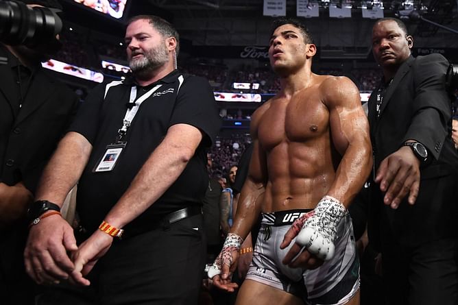 Will Paulo Costa actually make it to the octagon to fight Khamzat Chimaev? Analyzing the Brazilian's inactivity