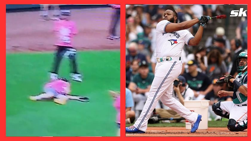 VladimirGuerreroJr just pelted a kid in the #MLB #HomeRunDerby 🫣 May, vladimir  guerrero jr homerun derby