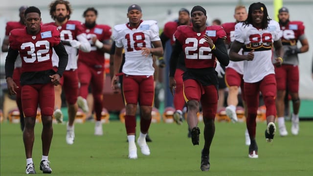 How much do practice squad NFL players make? Breaking down salaries for